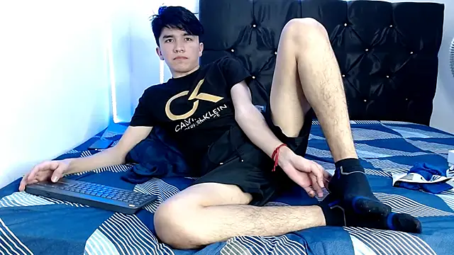 Snapshot of benji_hoter chatting on 01-24-25, 08:32 benji hoter online show from 01-24-25, 08:32