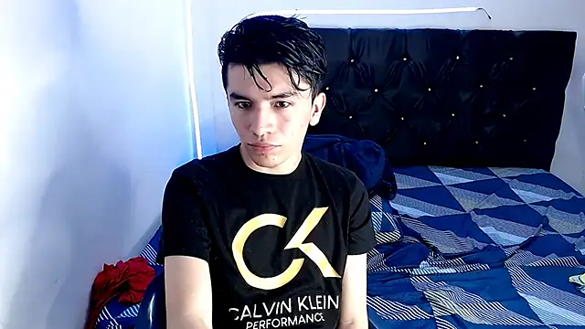 Snapshot of benji_hoter chatting on 01-30-25, 06:43 benji hoter online show from 01-30-25, 06:43