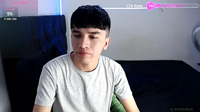 Snapshot of benji_hoter chatting on 03-05-25, 03:29 benji hoter online show from 03-05-25, 03:29