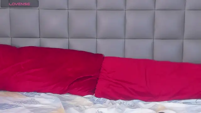 honey moonts online show from 02-15-25, 01:49