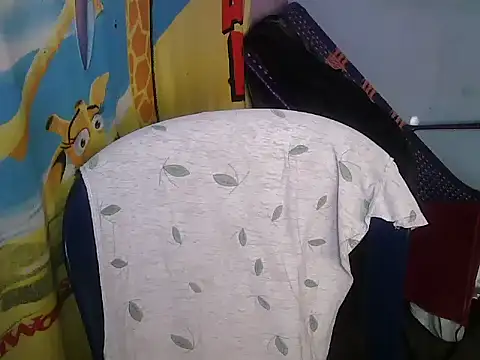 Snapshot of Katerine43 chatting on 09-09-25, 12:05 Katerine43 online show from 09-09-25, 12:05