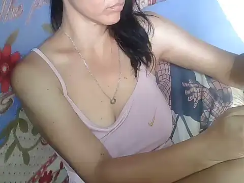 Snapshot of Katerine43 chatting on 10-05-25, 12:47 Katerine43 online show from 10-05-25, 12:47