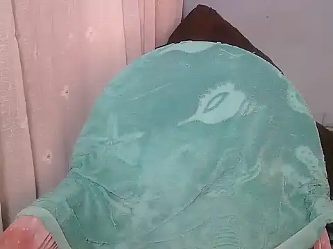 Snapshot of Katerine43 chatting on 03-14-26, 03:06 Katerine43 online show from 03-14-26, 03:06