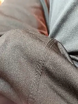 Fanindear online show from 01-13-26, 05:35