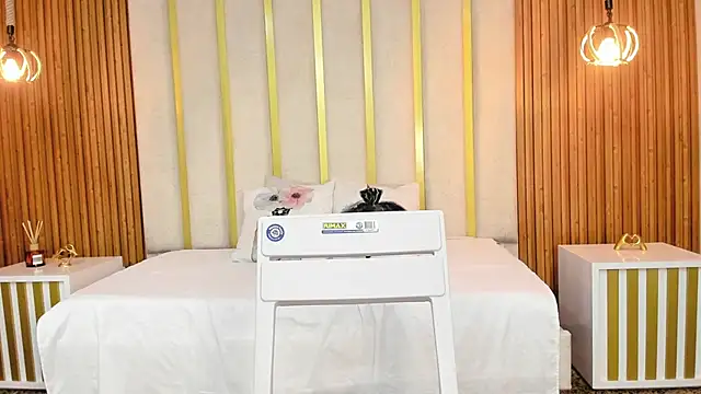 love mommy online show from 02-21-25, 02:17