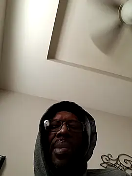 Txdarkmeat74 online show from 03-18-26, 01:47