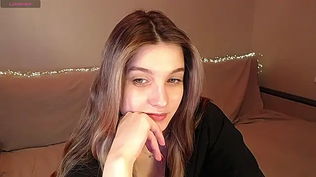 Snapshot of Abigail_Wills chatting on 05-14-26, 06:15 Abigail Wills online show from 05-14-26, 06:15