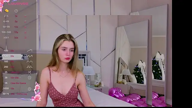 Snapshot of MarybethSnow chatting on 12-09-24, 04:58 MarybethSnow online show from 12-09-24, 04:58