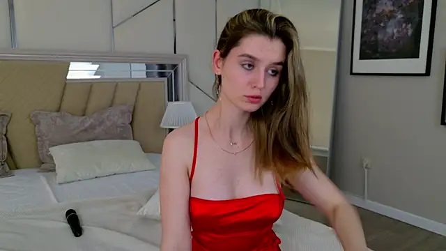 Snapshot of MarybethSnow chatting on 01-20-25, 10:37 MarybethSnow online show from 01-20-25, 10:37