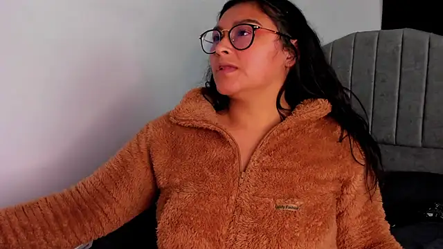 lorymoon online show from 12-27-24, 01:22