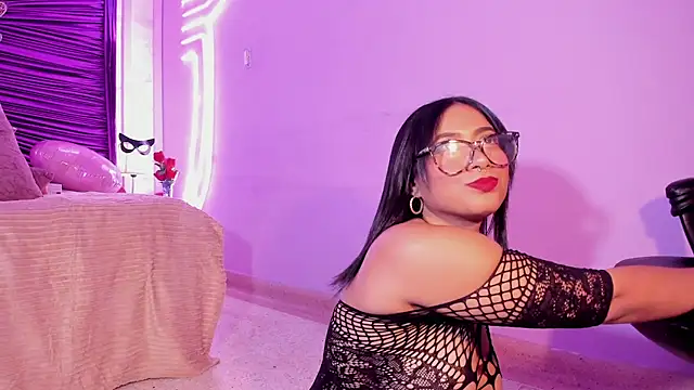 Snapshot of Laurentdupont04 chatting on 02-20-25, 09:44 Laurentdupont04 online show from 02-20-25, 09:44