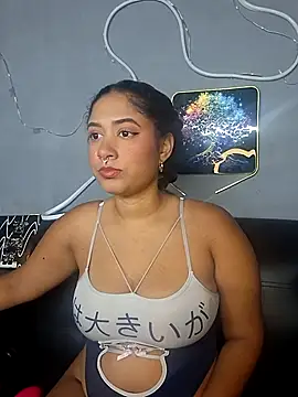 Snapshot of Laurentdupont04 chatting on 06-29-26, 12:27 Laurentdupont04 online show from 06-29-26, 12:27