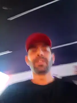 Snapshot of Alsaud1106 chatting on 03-11-25, 11:26 Alsaud1106 online show from 03-11-25, 11:26