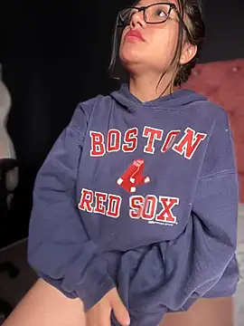 Im Little online show from 02-22-25, 06:50