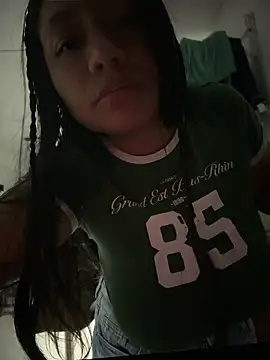 Im Little online show from 05-06-26, 02:19