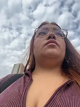 Snapshot of Tatiana_O chatting on 02-17-26, 01:07 Tatiana O online show from 02-17-26, 01:07