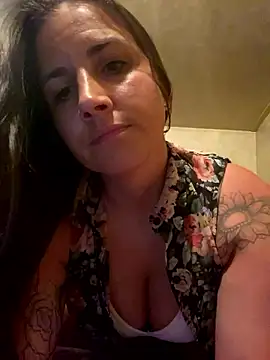 Snapshot of maexmaeee chatting on 09-28-25, 04:29 maexmaeee online show from 09-28-25, 04:29