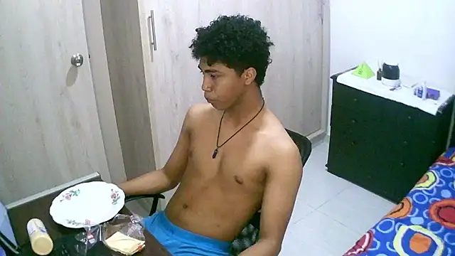 Snapshot of sexy_diamante_ chatting on 10-02-25, 10:06 sexy diamante online show from 10-02-25, 10:06