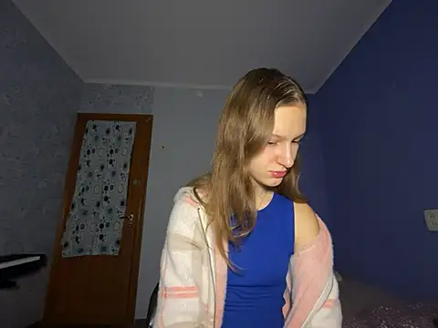 Snapshot of Eva_Angel3 chatting on 12-18-24, 03:55 Eva Angel3 online show from 12-18-24, 03:55