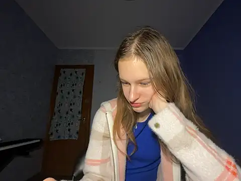 Snapshot of Eva_Angel3 chatting on 12-23-24, 06:58 Eva Angel3 online show from 12-23-24, 06:58