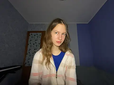 Snapshot of Eva_Angel3 chatting on 01-23-25, 04:04 Eva Angel3 online show from 01-23-25, 04:04