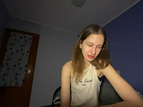 Snapshot of Eva_Angel3 chatting on 02-07-25, 06:24 Eva Angel3 online show from 02-07-25, 06:24