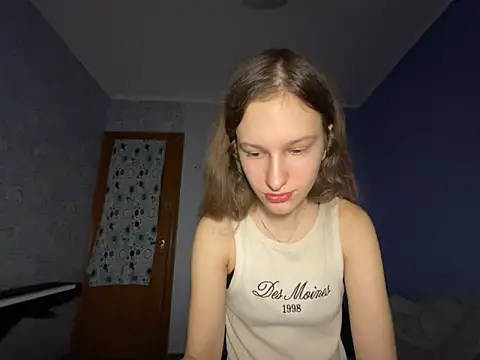 Snapshot of Eva_Angel3 chatting on 02-18-25, 06:58 Eva Angel3 online show from 02-18-25, 06:58