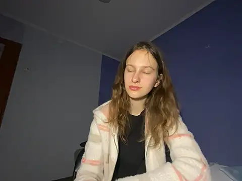 Snapshot of Eva_Angel3 chatting on 03-14-25, 04:51 Eva Angel3 online show from 03-14-25, 04:51
