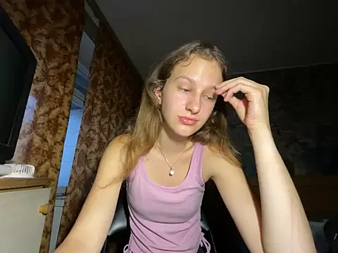 Snapshot of Eva_Angel3 chatting on 09-10-25, 04:29 Eva Angel3 online show from 09-10-25, 04:29