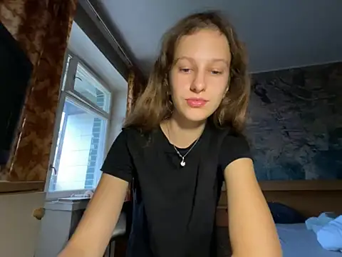 Snapshot of Eva_Angel3 chatting on 09-15-25, 03:45 Eva Angel3 online show from 09-15-25, 03:45