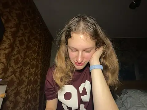 Snapshot of Eva_Angel3 chatting on 11-03-25, 04:52 Eva Angel3 online show from 11-03-25, 04:52