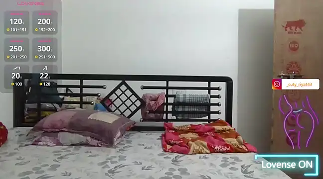 sexy-honey09 online show from 03-09-25, 05:17