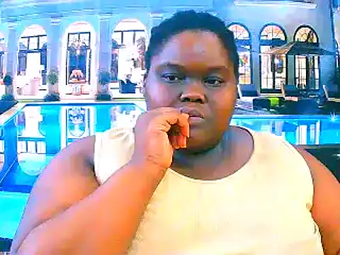 Snapshot of EbonyHotBuns chatting on 03-17-26, 06:39 EbonyHotBuns online show from 03-17-26, 06:39