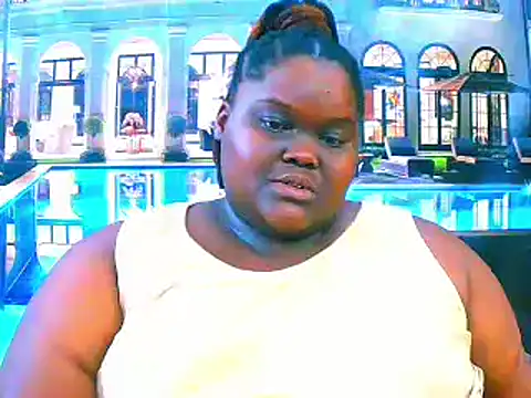 Snapshot of EbonyHotBuns chatting on 03-26-26, 10:32 EbonyHotBuns online show from 03-26-26, 10:32