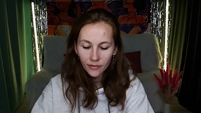 MichelleOrtis online show from 02-06-25, 01:32