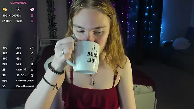 ReddHotPipper online show from 02-14-25, 01:02