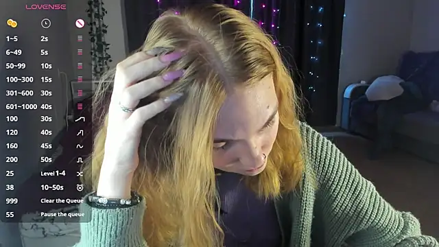 ReddHotPipper online show from 03-11-25, 01:05