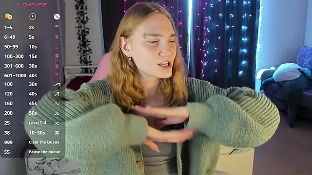 ReddHotPipper online show from 03-12-25, 05:13