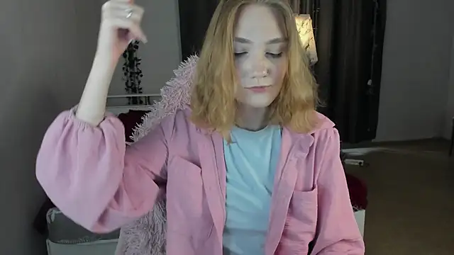 ReddHotPipper online show from 09-12-25, 02:33