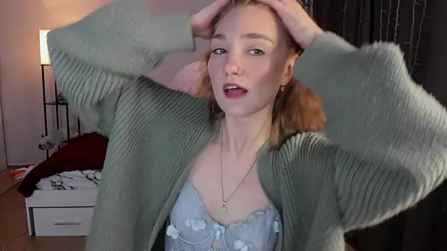 ReddHotPipper online show from 10-16-25, 03:29