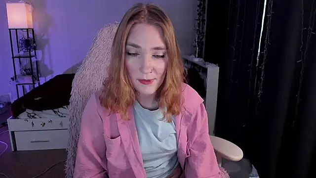 ReddHotPipper online show from 10-29-25, 02:58