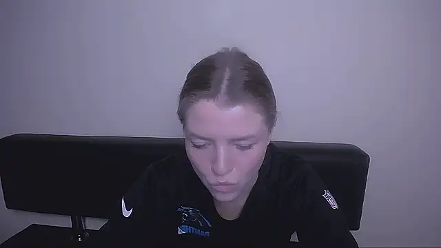 MissOliviaa  online show from 12-03-24, 05:55