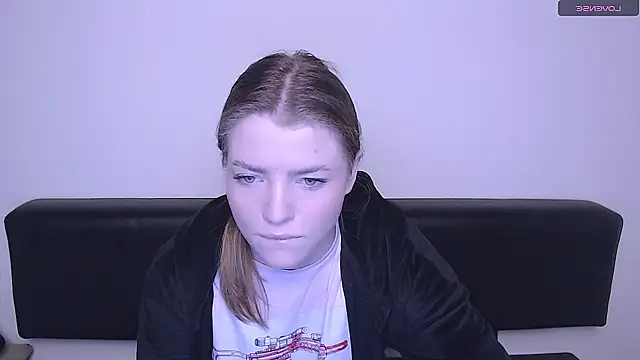 MissOliviaa  online show from 12-16-24, 08:20