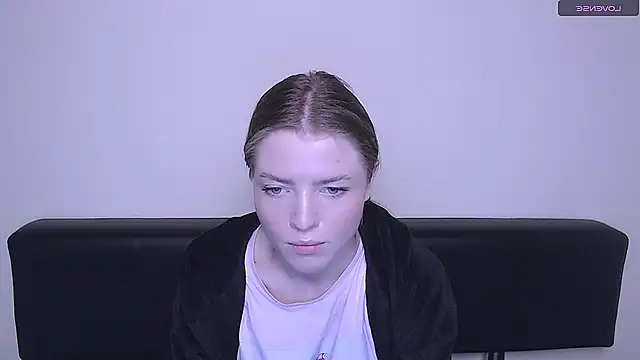 MissOliviaa  online show from 12-16-24, 11:22