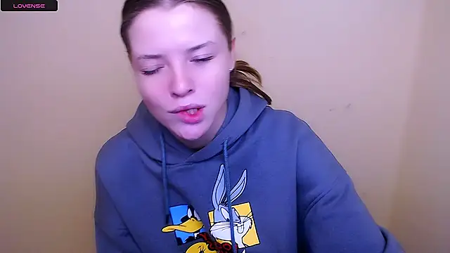 MissOliviaa  online show from 01-29-25, 07:46