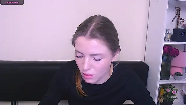 MissOliviaa  online show from 02-14-25, 11:21