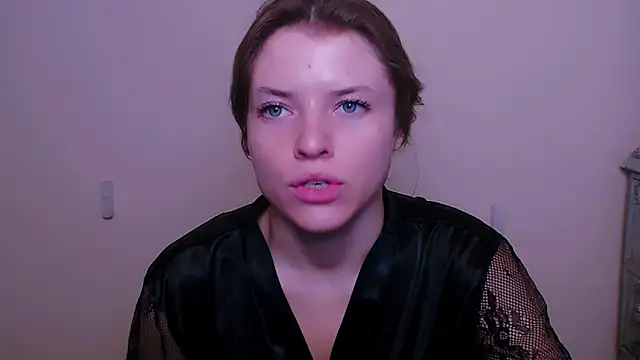 MissOliviaa  online show from 02-15-25, 04:45