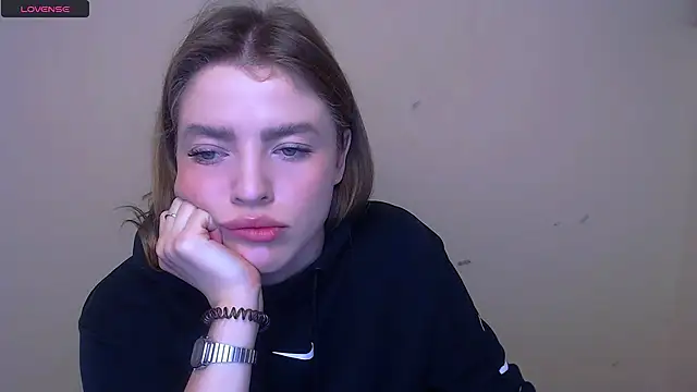 MissOliviaa  online show from 02-27-25, 08:28