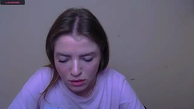 MissOliviaa  online show from 02-27-25, 11:41