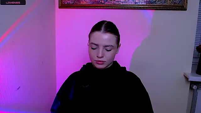 MissOliviaa  online show from 02-04-26, 06:41